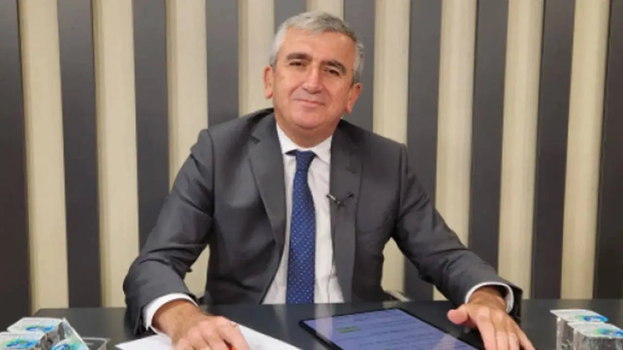 Akçakoca Belediye Başkanı Fikret Albayrak Görevden Uzaklaştırıldı
