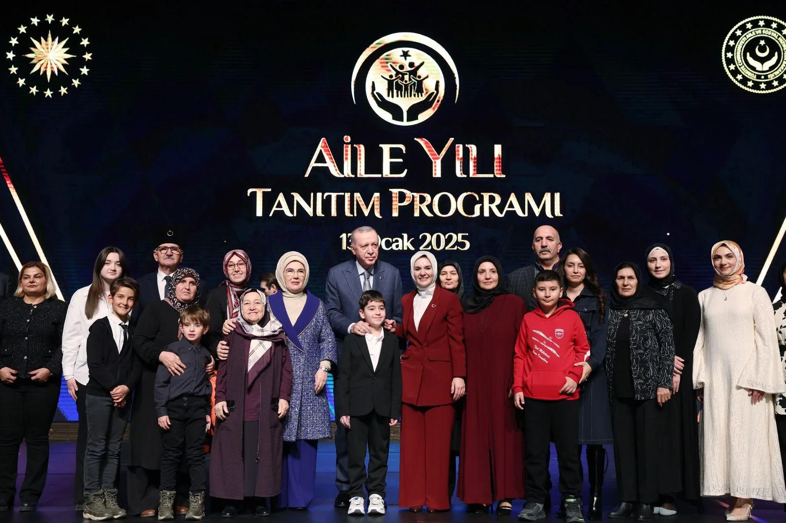 Erdoğan’dan “Milli Aile Haftası” Mesajı: “Güçlü Aile, Güçlü Toplumun Temelidir”