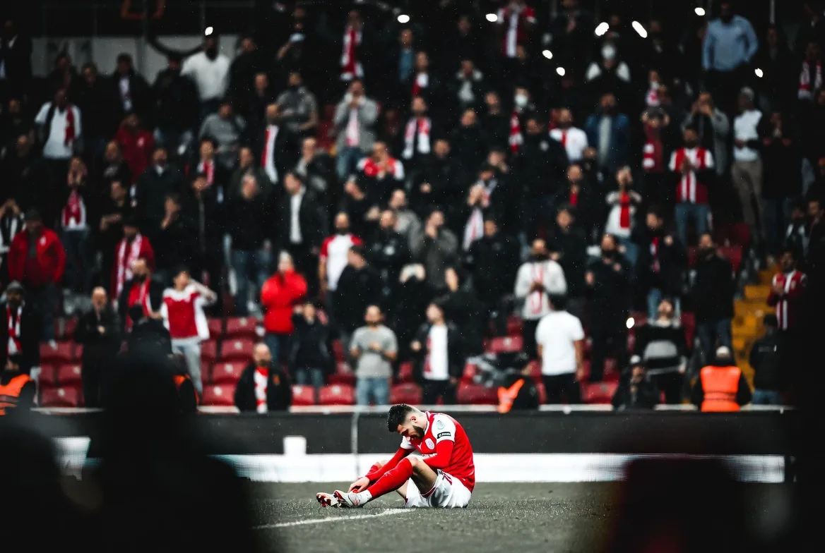 Antalyaspor, Galibiyete Rağmen Süper Lig'e Veda Etti!