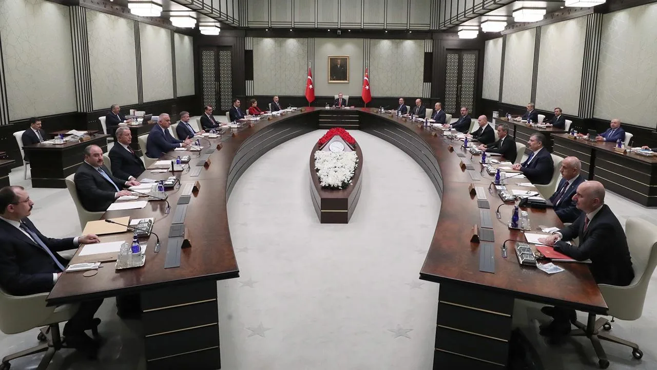 Kabine Yarın Beştepe'de Toplanıyor: Gündemdeki Kritik Başlıklar Neler?
