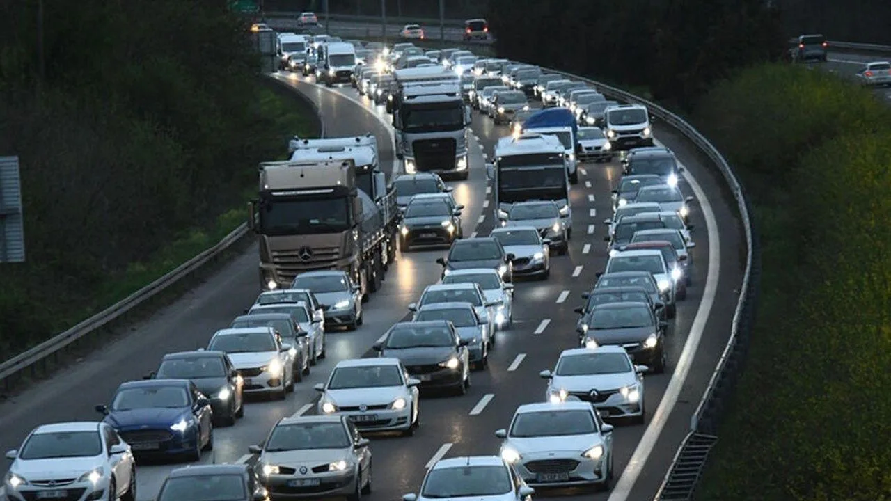 Bayramda Köprü ve Otoyollar Ücretsiz mi? İşte Ücretsiz Geçiş Yapılacak Yollar
