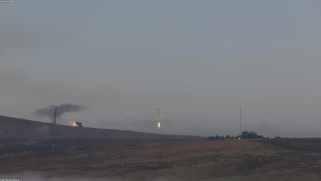 SpaceX roketinin Ay’a çarpma ihtimali uzay trafiği tartışmalarını büyüttü haber içi görseli